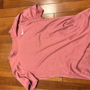 Nike Women's Rose Short Sleeve Tee